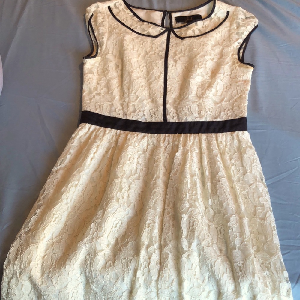 Jack Women’s dress size 4 ModCloth Cream lace with black trim